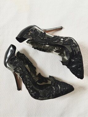 Oscar De La Renta Black Lace Pointed-Toe High Heels